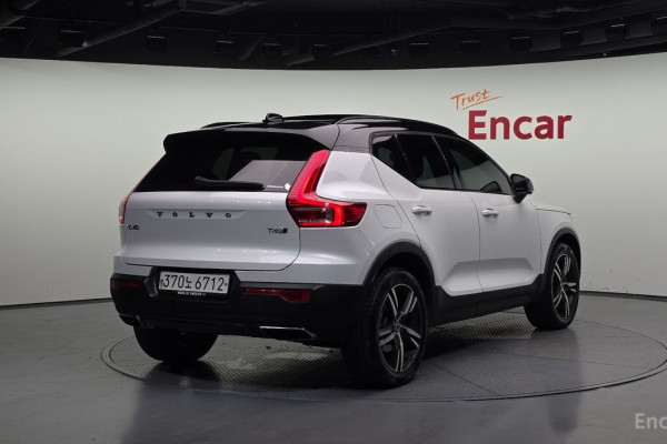 2019 Volvo XC40 с пробегом 94 390 км