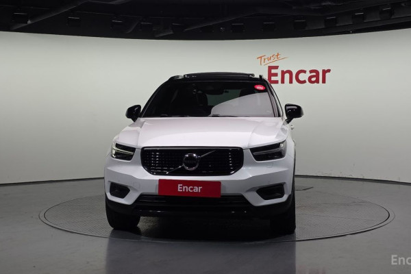 2019 Volvo XC40 с пробегом 94 390 км