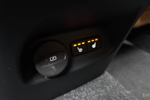 2020 Volvo XC40 с пробегом 62 417 км