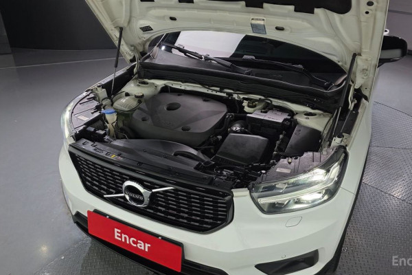 2019 Volvo XC40 с пробегом 94 390 км