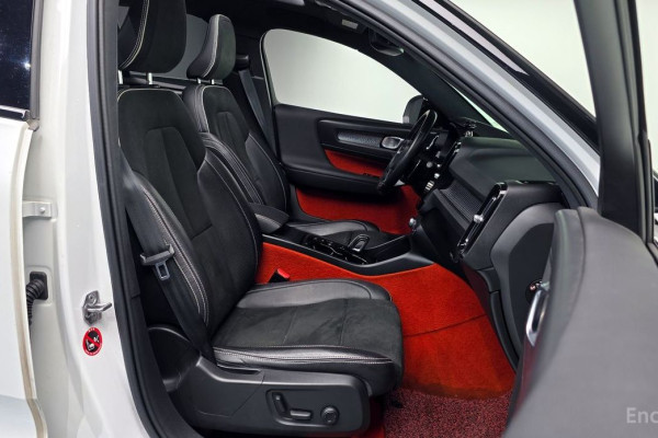 2019 Volvo XC40 с пробегом 94 390 км