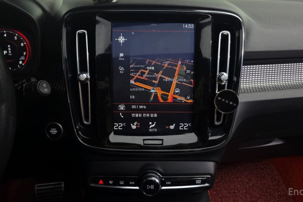 2019 Volvo XC40 с пробегом 94 390 км