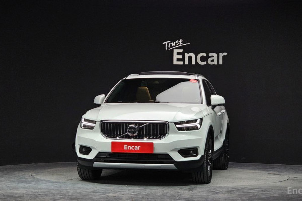 2020 Volvo XC40 с пробегом 14 641 км