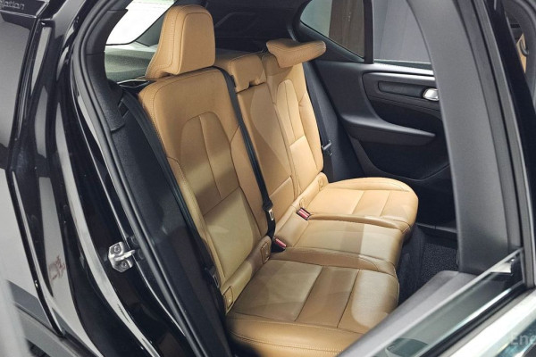 2019 Volvo XC40 с пробегом 50 521 км