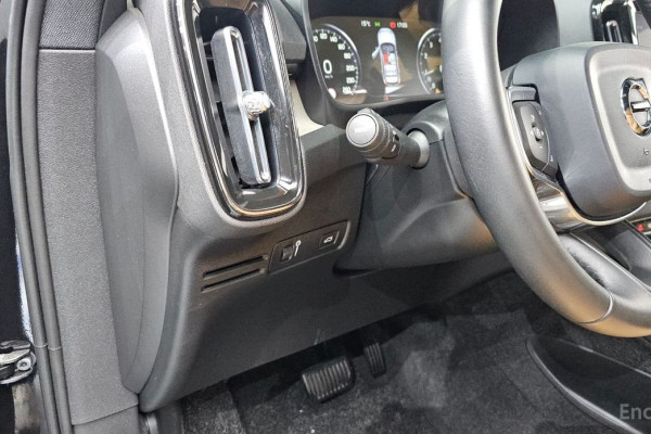 2019 Volvo XC40 с пробегом 50 521 км