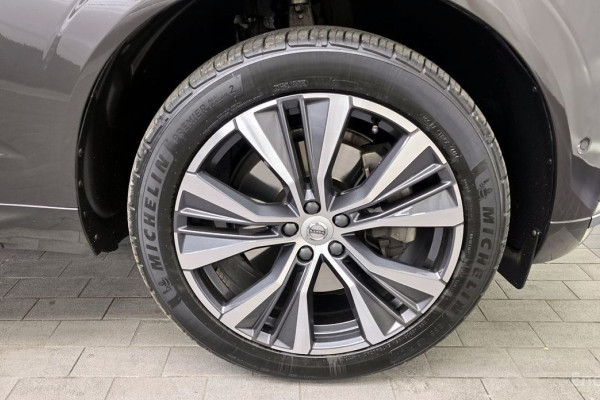 2022 Volvo XC60 с пробегом 74 312 км