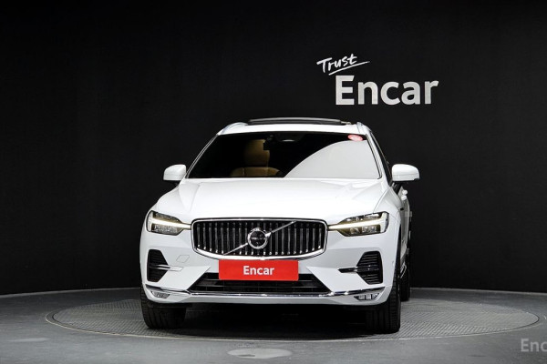 2023 Volvo XC60 с пробегом 35 194 км