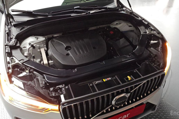 2023 Volvo XC60 с пробегом 35 194 км