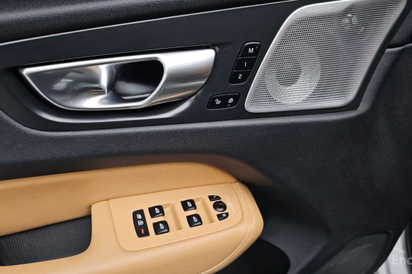 2023 Volvo XC60 с пробегом 35 194 км