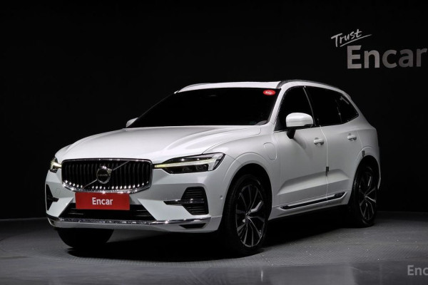 2023 Volvo XC60 с пробегом 38 272 км
