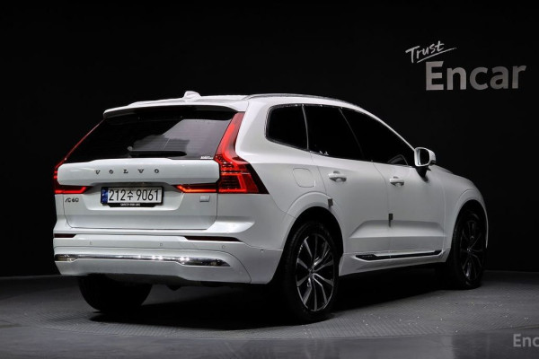 2023 Volvo XC60 с пробегом 38 272 км
