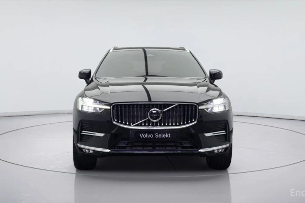 2023 Volvo XC60 с пробегом 11 214 км