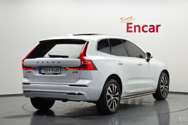 2022 Volvo XC60 с пробегом 22 102 км