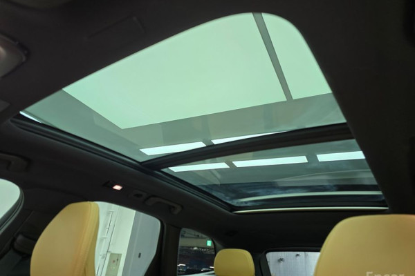 2023 Volvo XC60 с пробегом 11 214 км