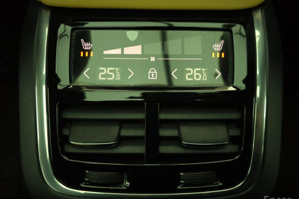 2023 Volvo XC60 с пробегом 11 214 км