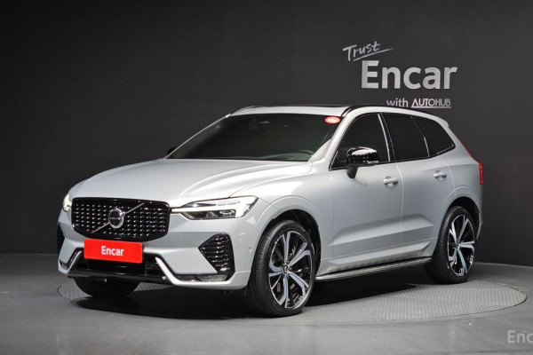 2022 Volvo XC60 с пробегом 70 728 км