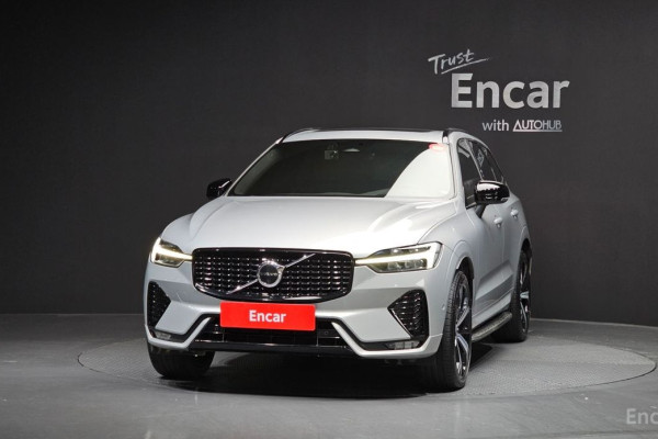 2022 Volvo XC60 с пробегом 70 728 км