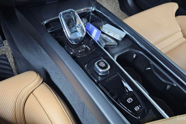 2022 Volvo XC60 с пробегом 41 119 км