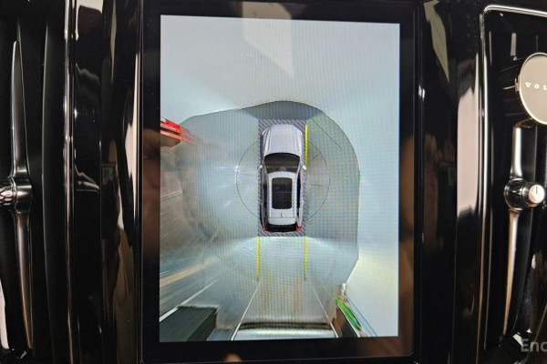 2022 Volvo XC60 с пробегом 41 119 км