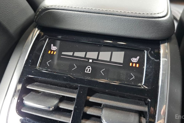 2022 Volvo XC60 с пробегом 70 728 км