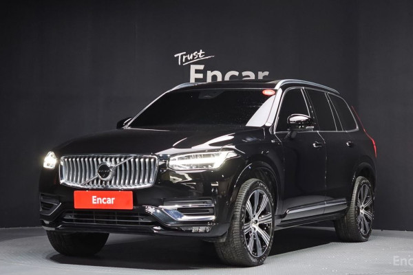 2023 Volvo XC90 с пробегом 48 822 км