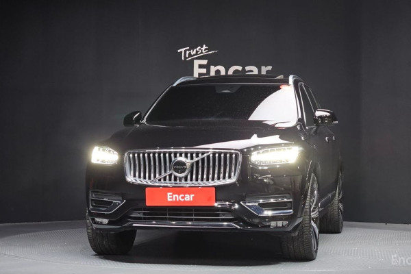 2023 Volvo XC90 с пробегом 48 822 км