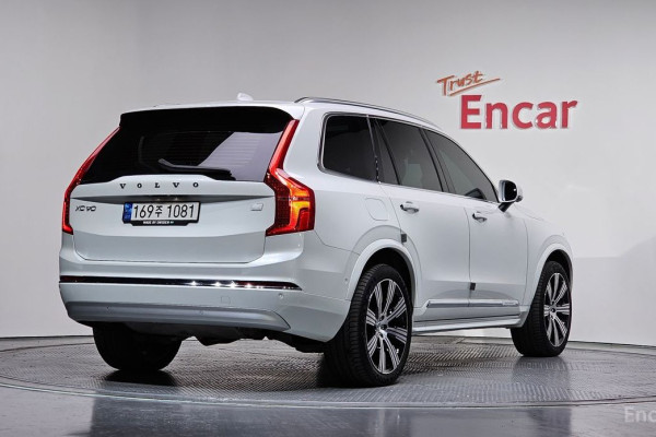 2022 Volvo XC90 с пробегом 30 027 км
