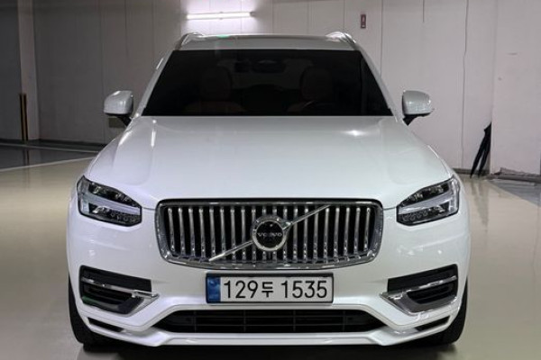 2022 Volvo XC90 с пробегом 46 000 км