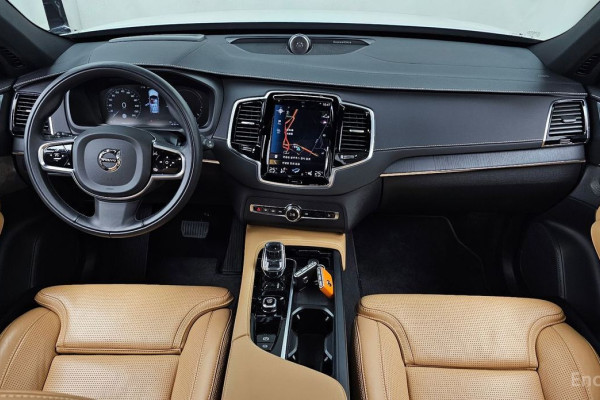2022 Volvo XC90 с пробегом 30 027 км