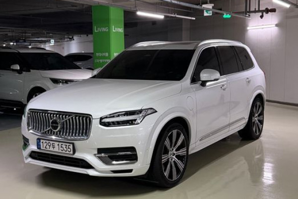 2022 Volvo XC90 с пробегом 46 000 км