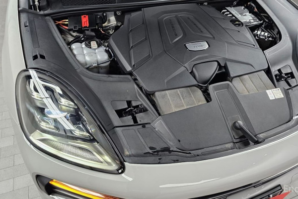 2023 Porsche Cayenne с пробегом 55 135 км
