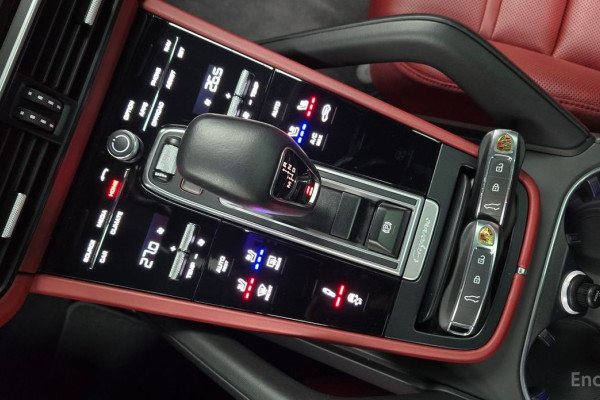 2023 Porsche Cayenne с пробегом 44 193 км