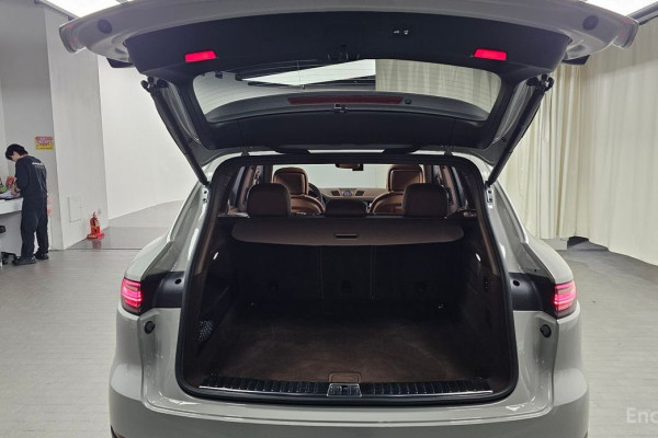 2023 Porsche Cayenne с пробегом 55 135 км