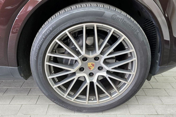 2023 Porsche Cayenne с пробегом 17 898 км