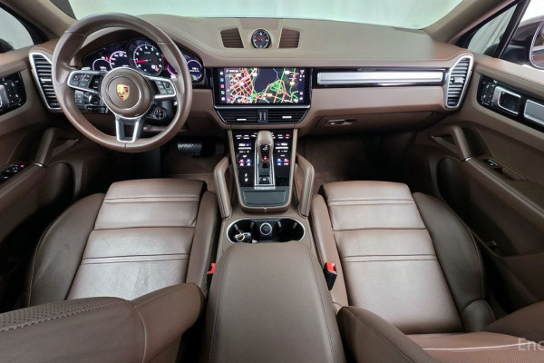 2023 Porsche Cayenne с пробегом 17 898 км