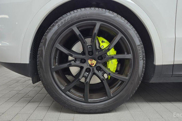 2023 Porsche Cayenne с пробегом 22 430 км