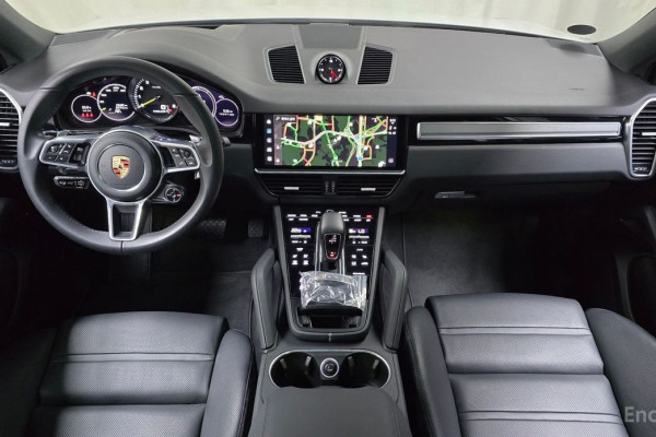 2023 Porsche Cayenne с пробегом 22 430 км