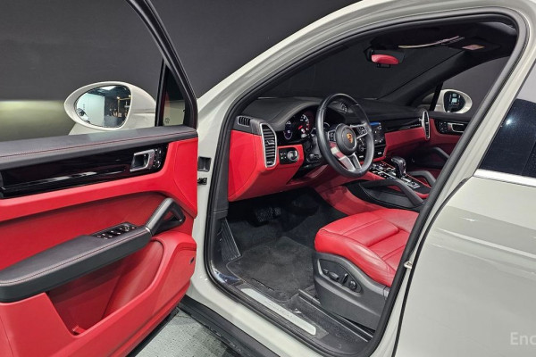 2023 Porsche Cayenne с пробегом 20 797 км