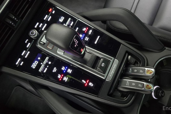2023 Porsche Cayenne с пробегом 22 430 км