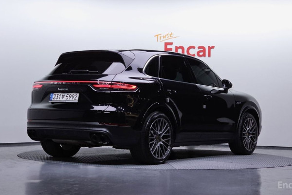 2022 Porsche Cayenne с пробегом 54 266 км