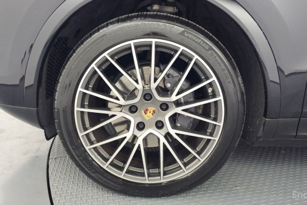 2022 Porsche Cayenne с пробегом 54 266 км