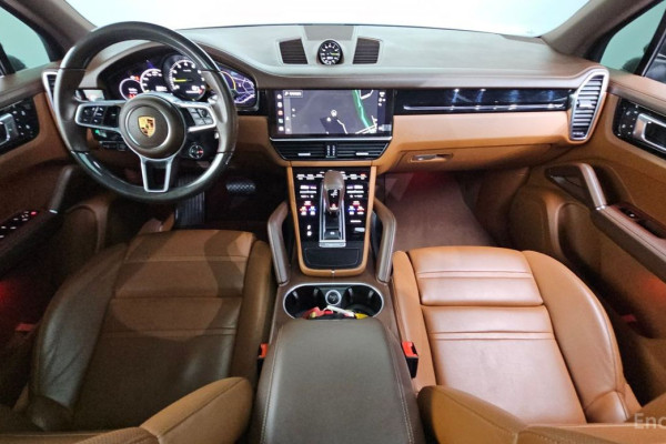 2022 Porsche Cayenne с пробегом 54 266 км