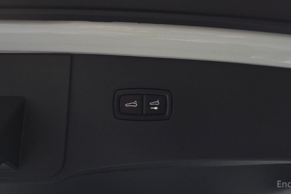 2023 Porsche Cayenne с пробегом 22 430 км