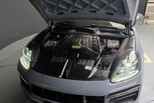 2022 Porsche Cayenne с пробегом 43 578 км