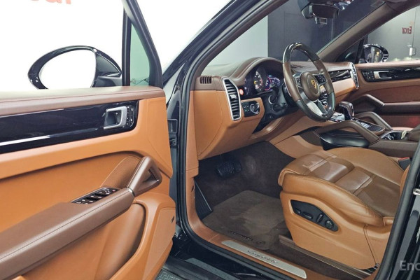 2022 Porsche Cayenne с пробегом 54 266 км