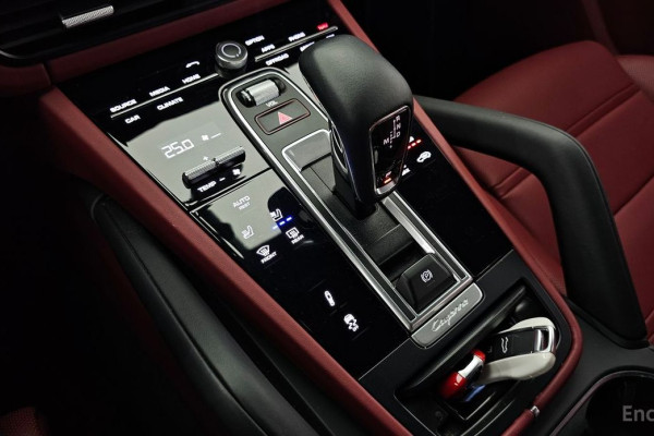 2023 Porsche Cayenne с пробегом 15 491 км