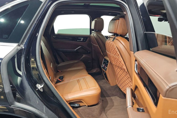 2022 Porsche Cayenne с пробегом 54 266 км