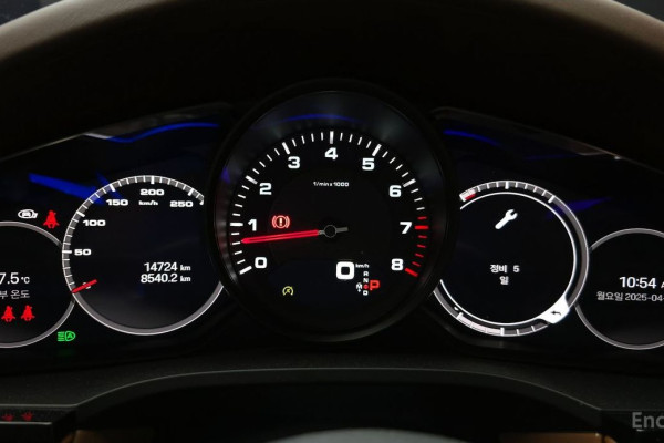 2023 Porsche Cayenne с пробегом 14 724 км