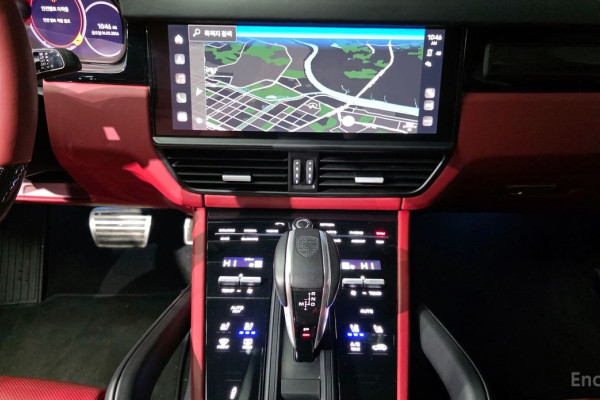 2022 Porsche Cayenne с пробегом 43 578 км