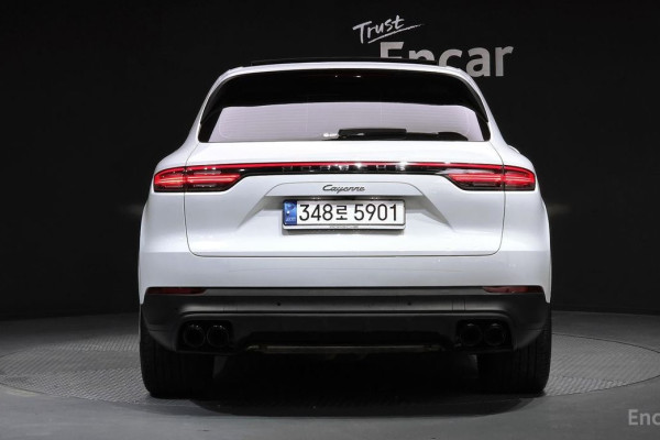 2022 Porsche Cayenne с пробегом 18 676 км